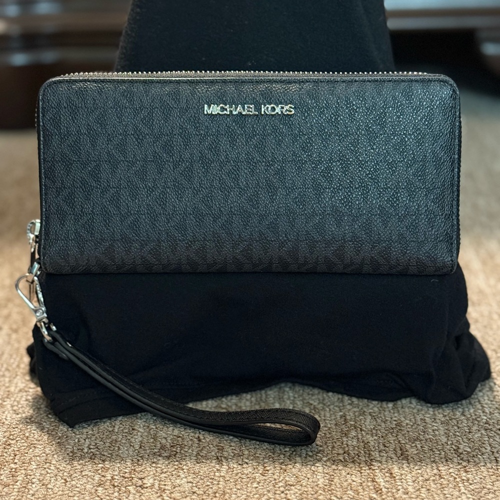 Michael Kors Black Zip-Around Wallet